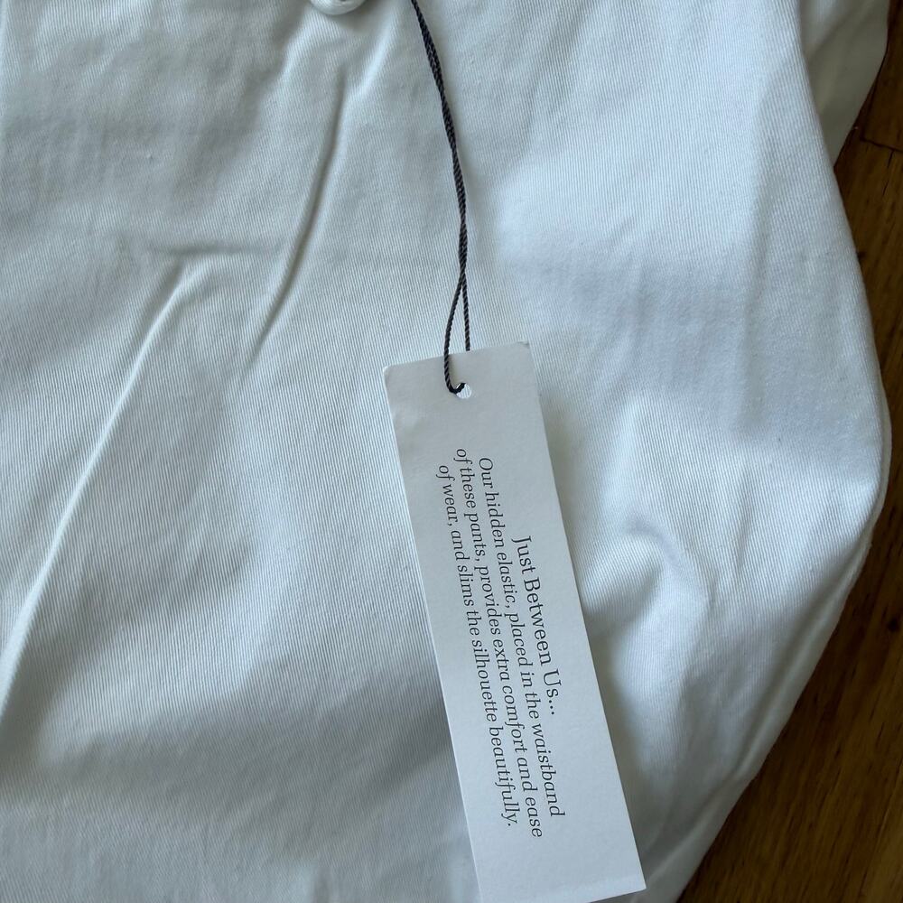Chico's White Ultimate Fit Crop Pants Size XL/16 Classic Elastic Waist Slimming - Picture 10 of 13